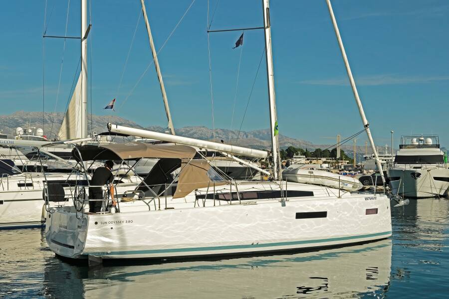 Sun Odyssey 380  | Sea Kiss