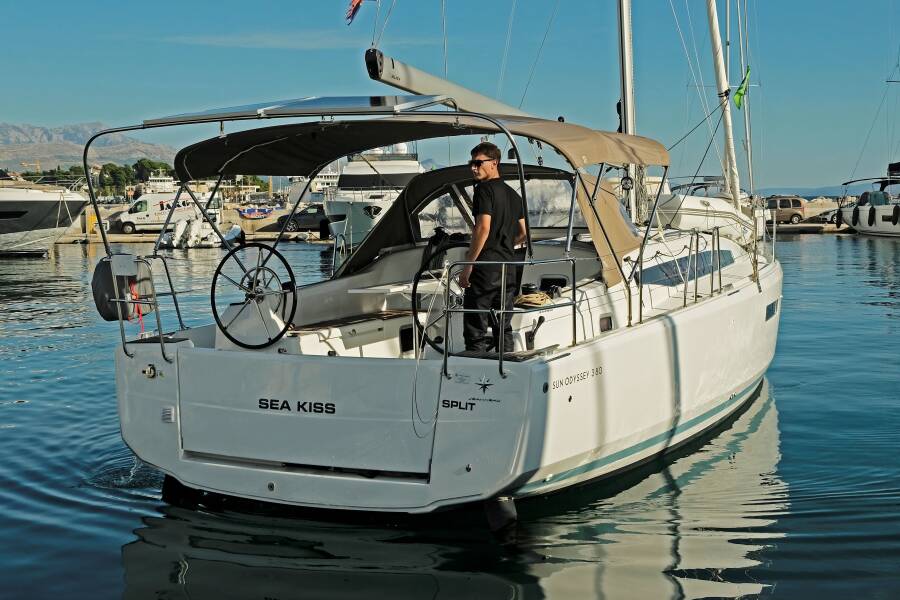 Sun Odyssey 380  | Sea Kiss