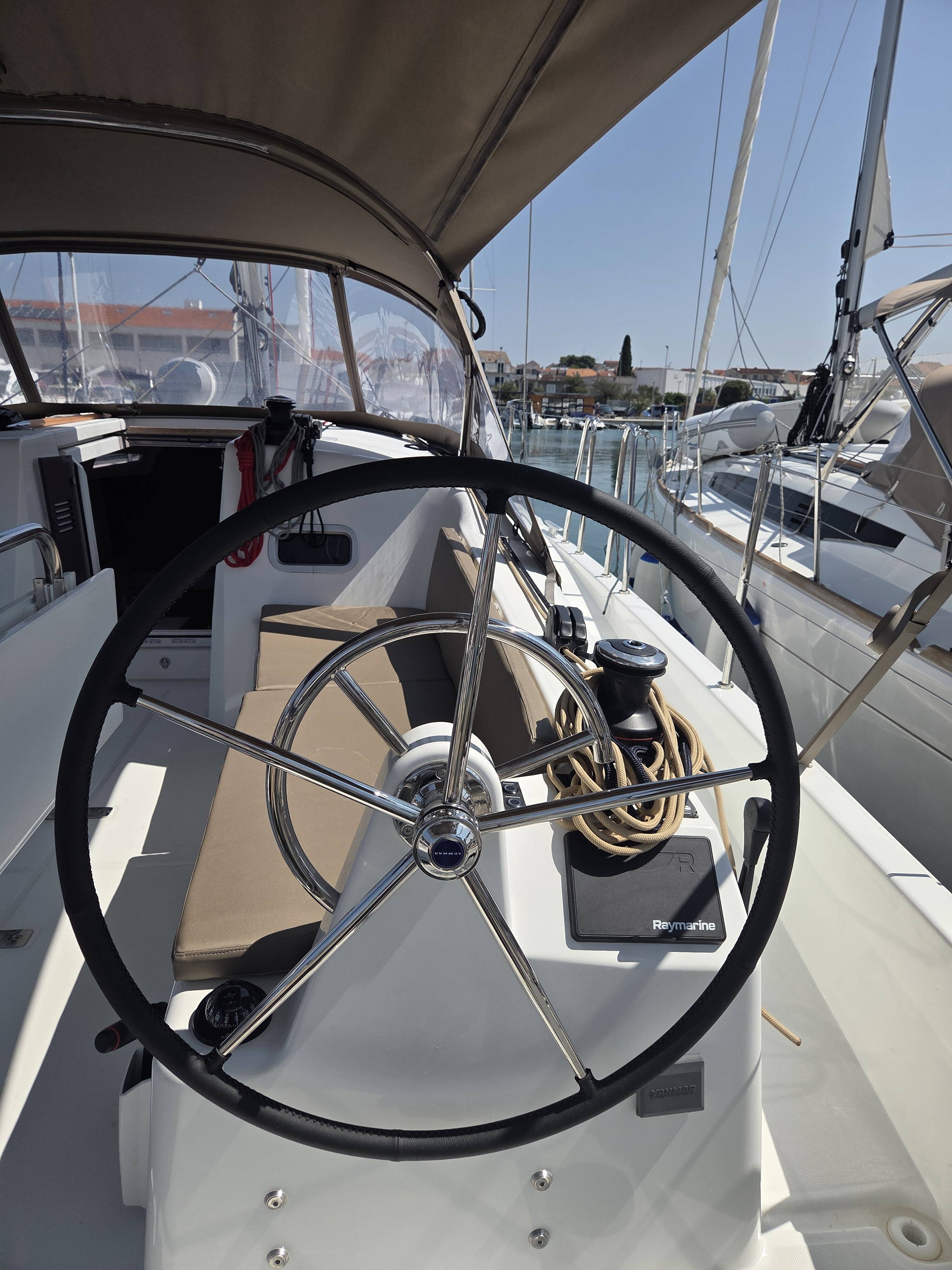 Sun Odyssey 380  | Ancsika