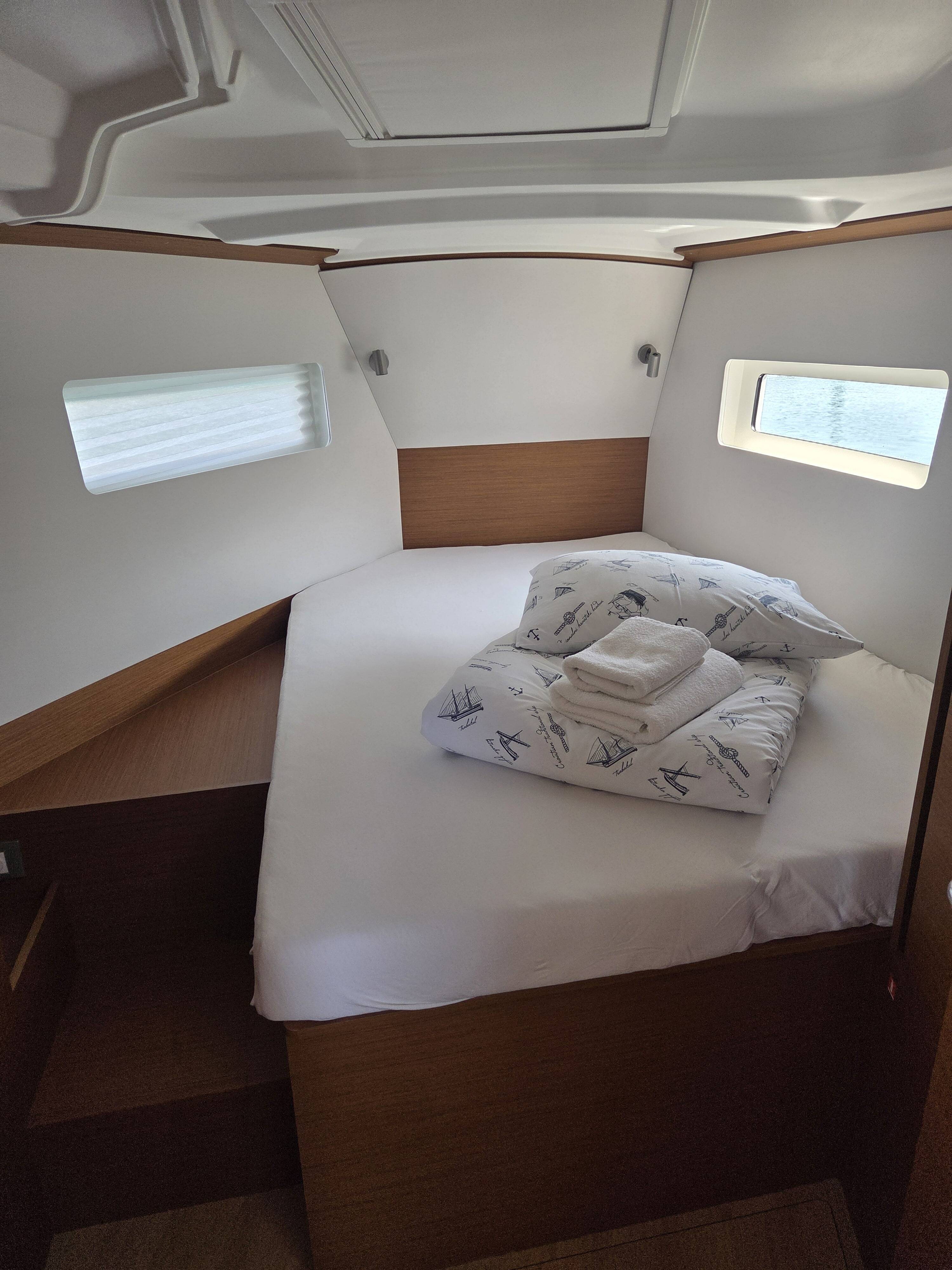Sun Odyssey 380  | Ancsika