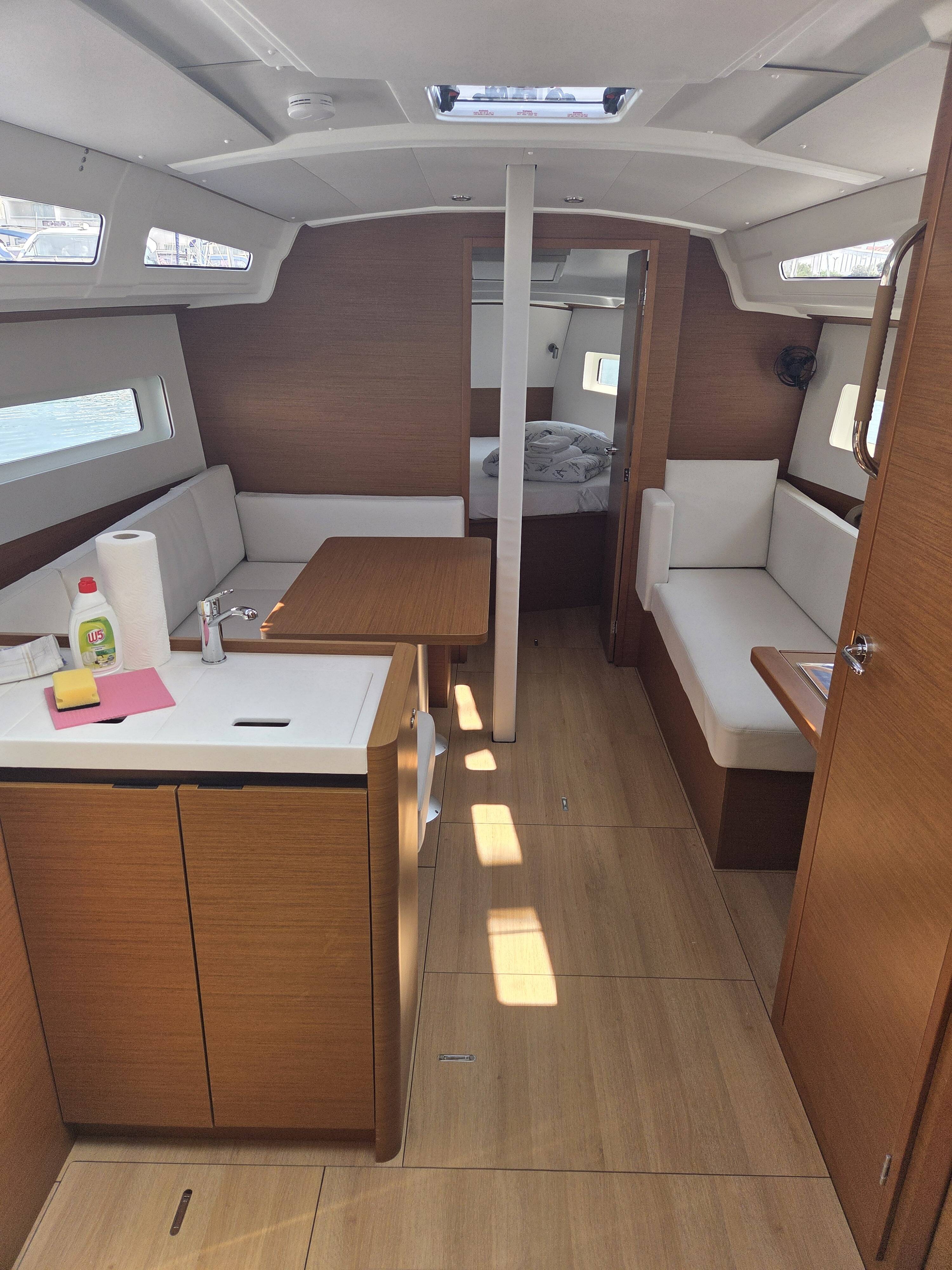 Sun Odyssey 380  | Ancsika