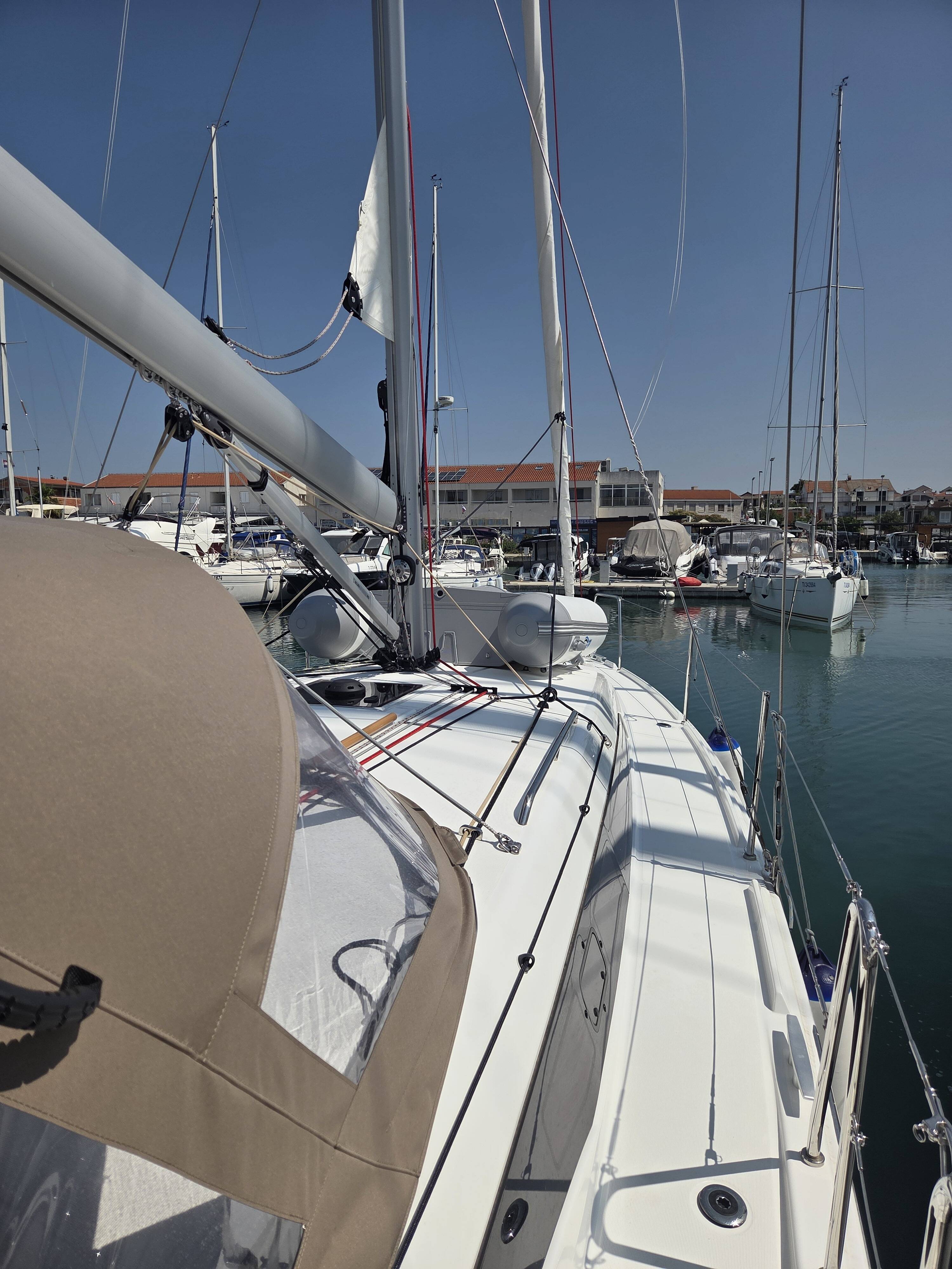 Sun Odyssey 380  | Ancsika