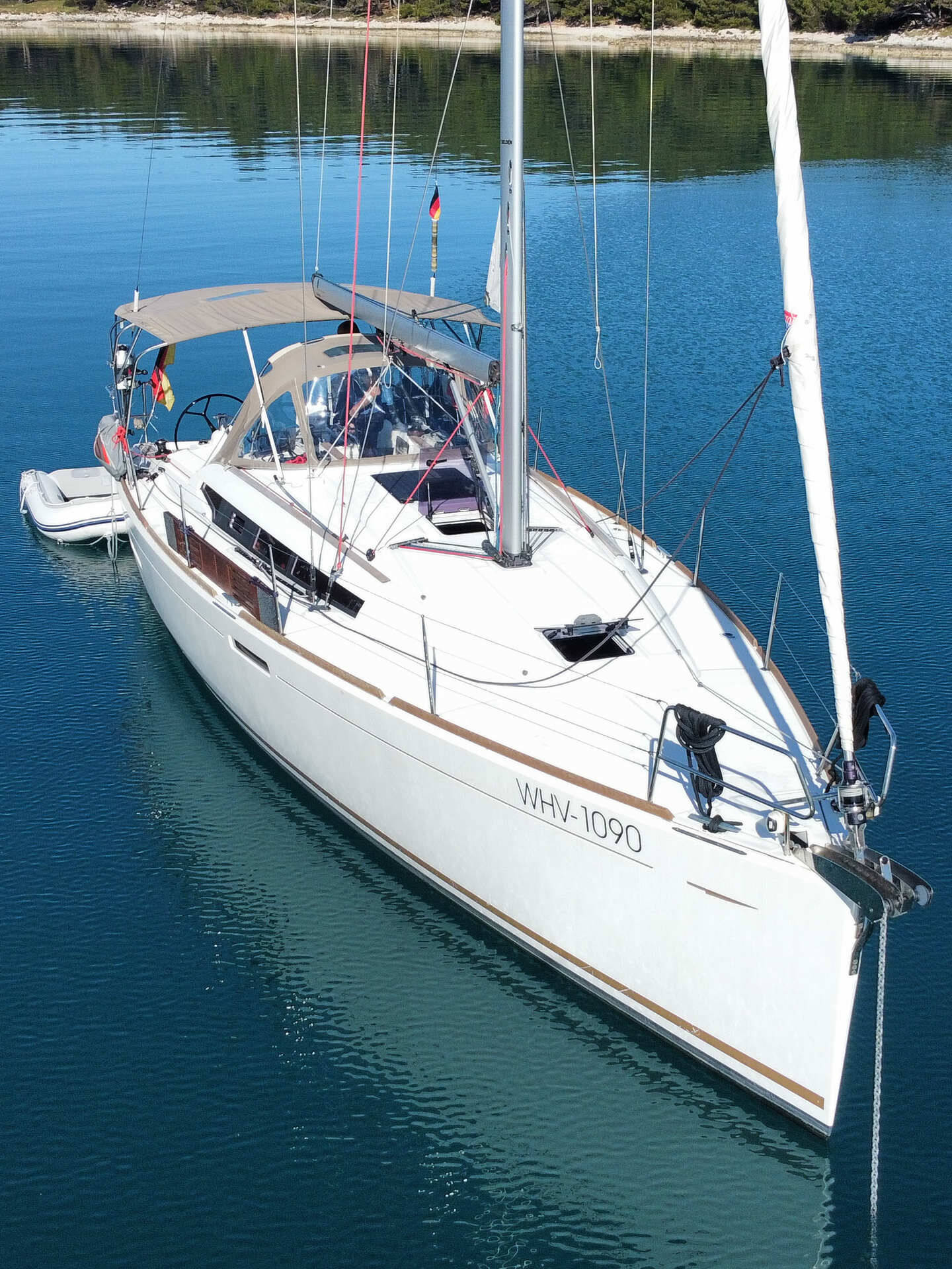 Sun Odyssey 389 | Tina