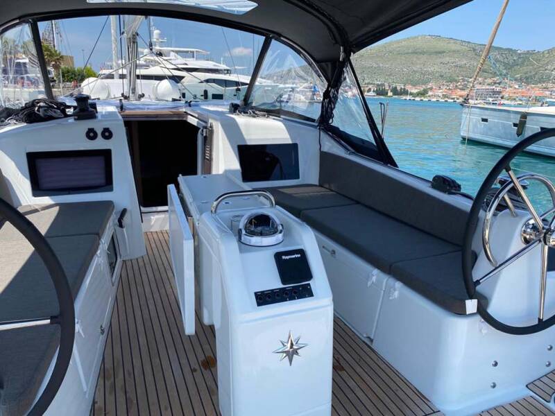 Sun Odyssey 410  | Marelli