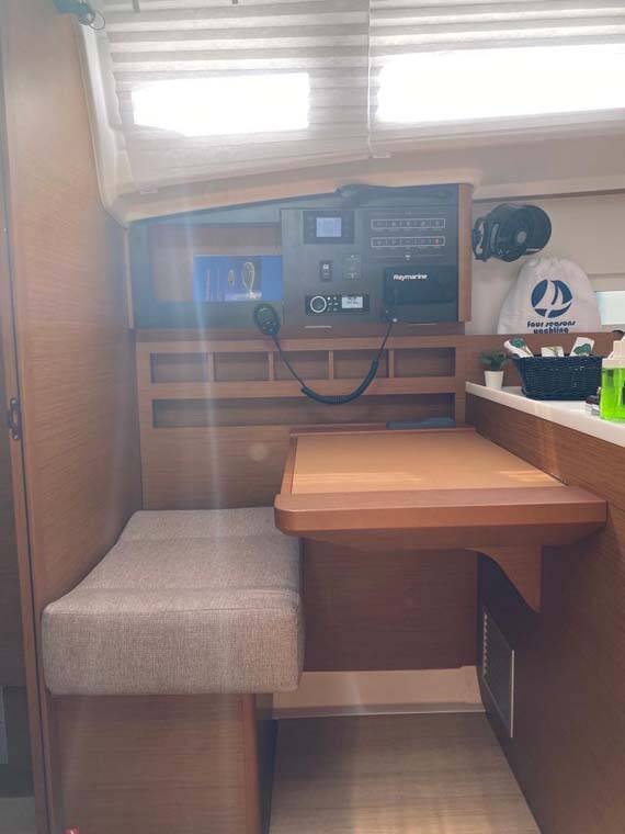 Sun Odyssey 410  | Marelli