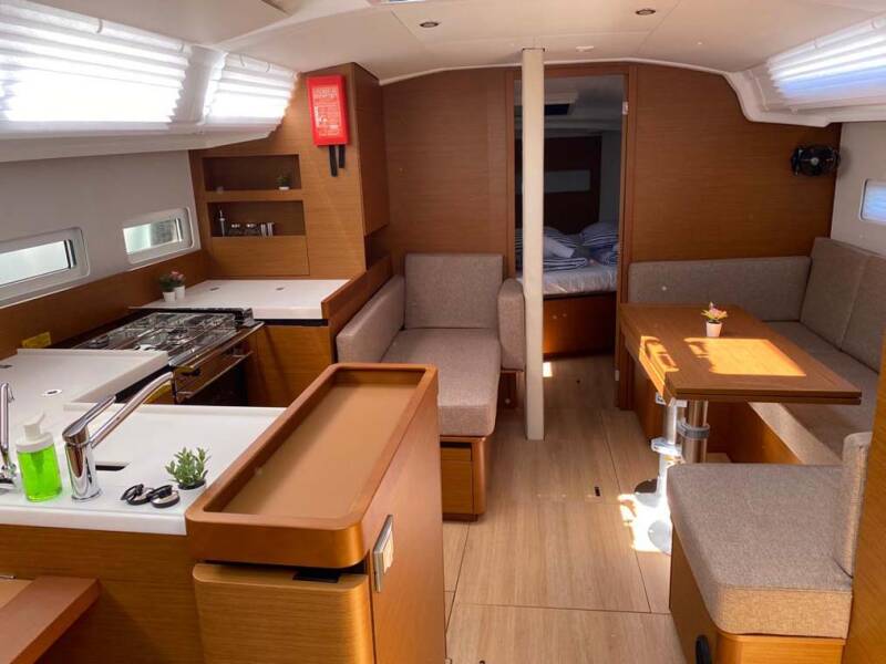 Sun Odyssey 410  | Marelli