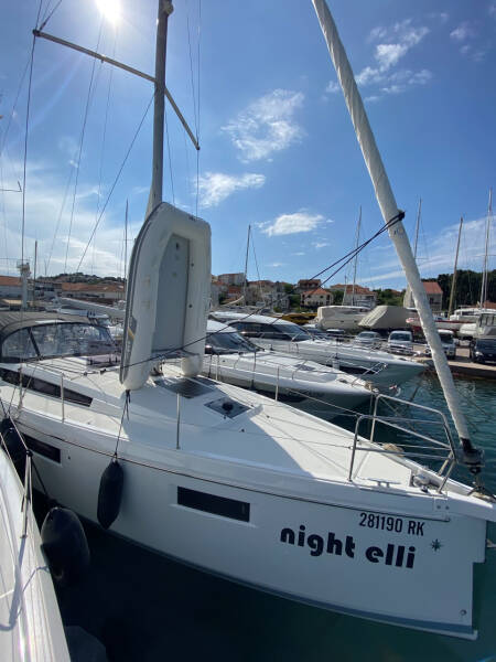 Sun Odyssey 410  | night elli