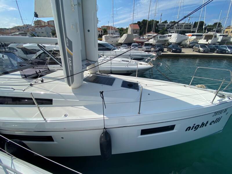 Sun Odyssey 410  | night elli