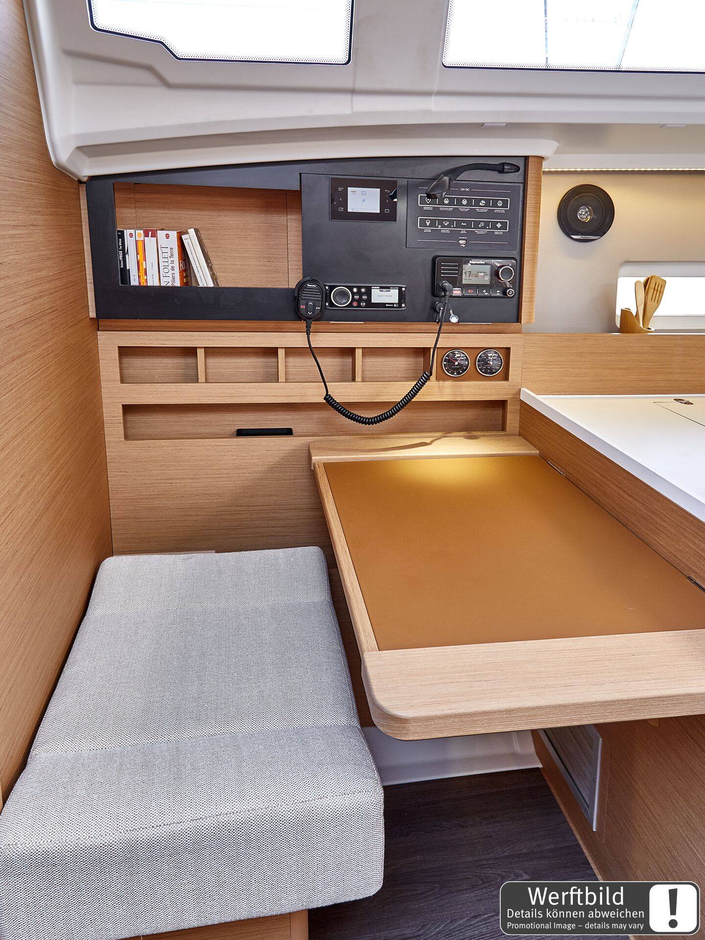 Sun Odyssey 410  | Maral