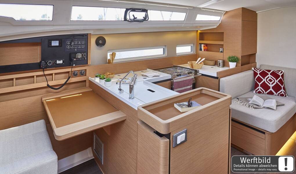 Sun Odyssey 410  | Maral
