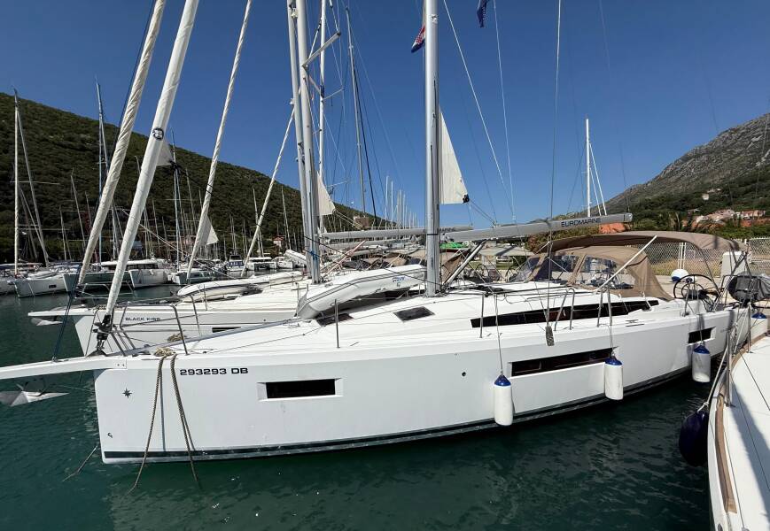 Sun Odyssey 410  | Sunset Kiss