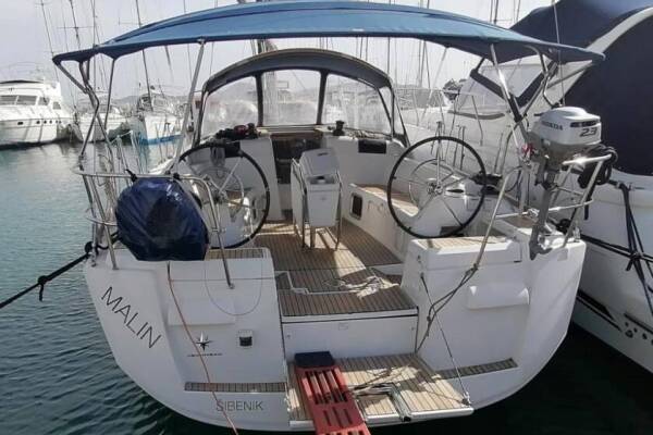 Sun Odyssey 439