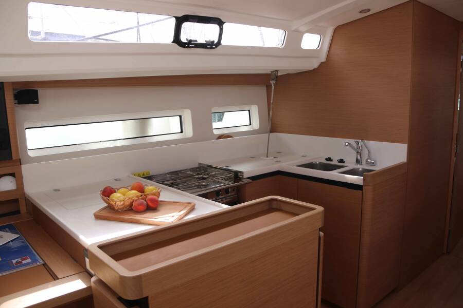 Sun Odyssey 440  | Bohemian Rhapsody