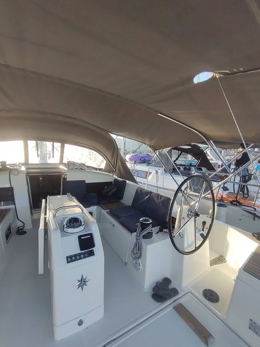 Sun Odyssey 440 | Habibi