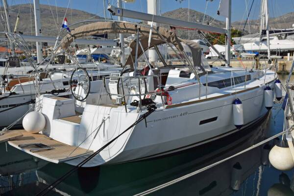 Sun Odyssey 449