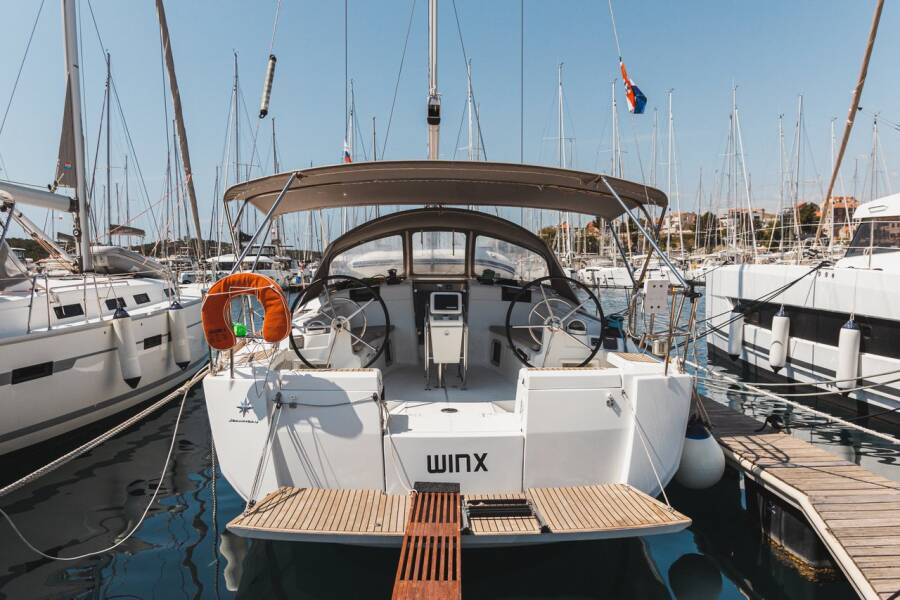 Sun Odyssey 449  | Winx