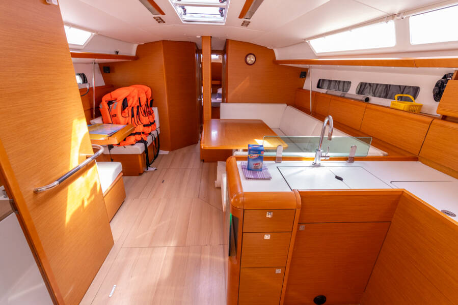 Sun Odyssey 449  | Cherry