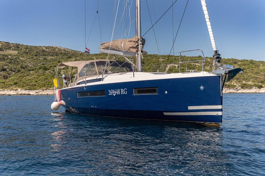 Sun Odyssey 490  | Geri