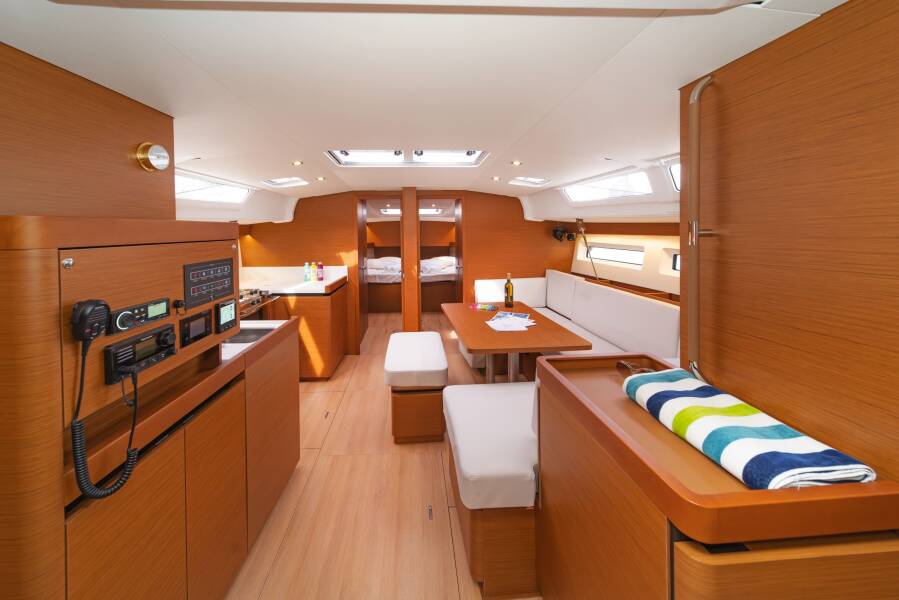 Sun Odyssey 490 | First Ride