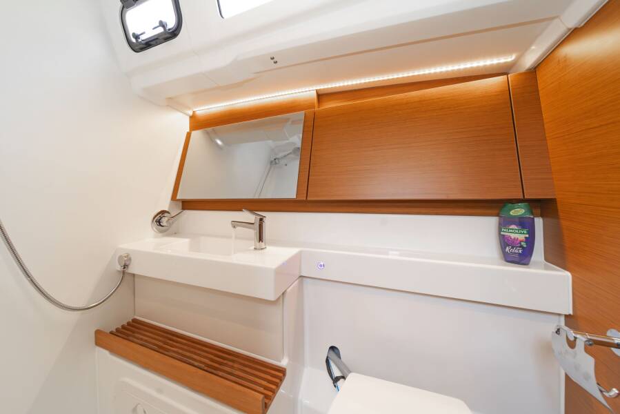 Sun Odyssey 490 | First Ride