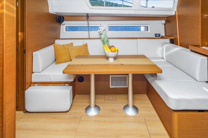 Sun Odyssey 490  | Osejava