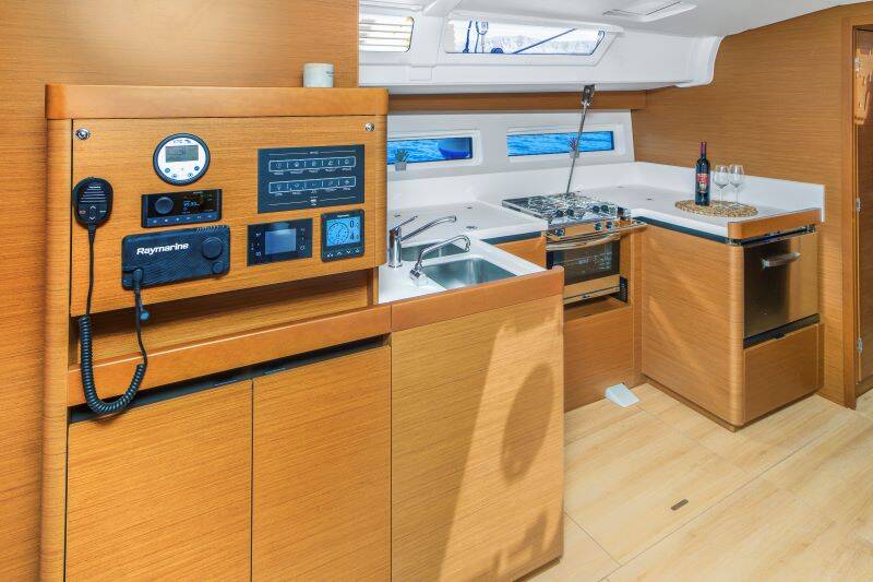 Sun Odyssey 490  | Osejava
