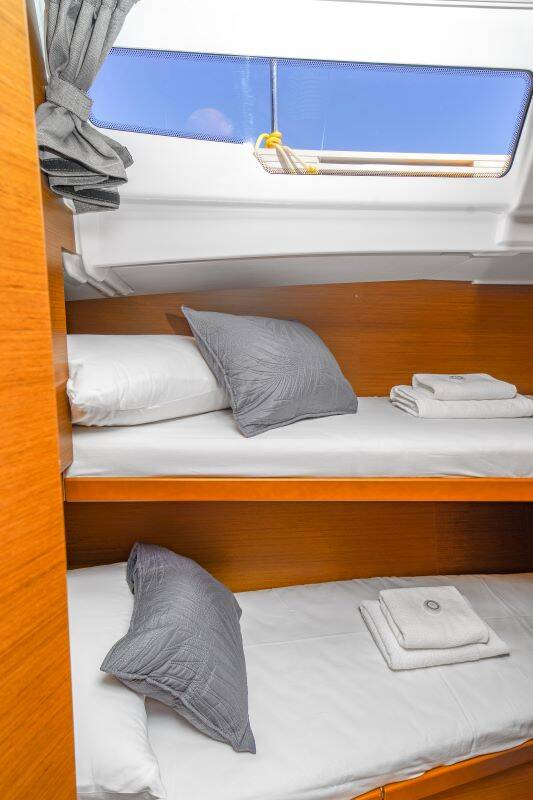 Sun Odyssey 490  | Osejava