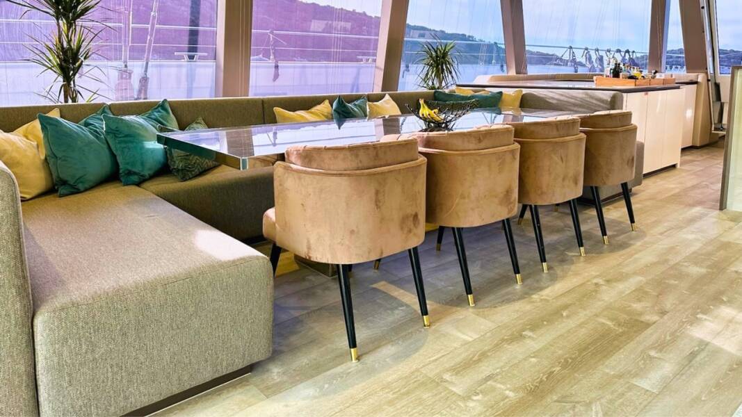 Sunreef 80  | Honeybird