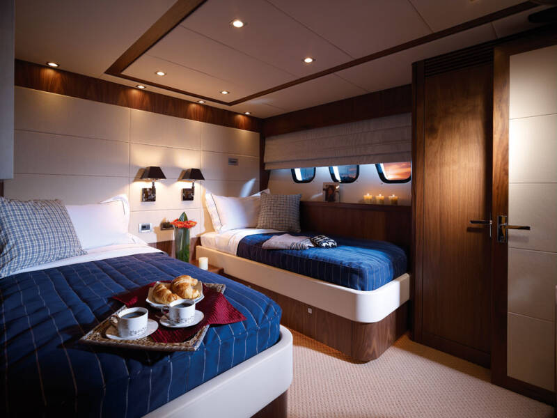 Sunseeker 34 Metre Yacht  | Arago
