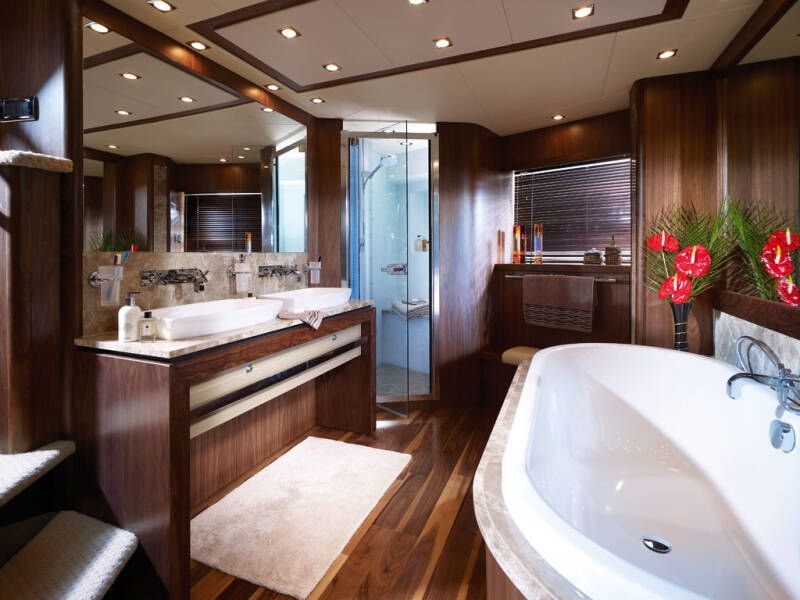 Sunseeker 34 Metre Yacht  | Arago