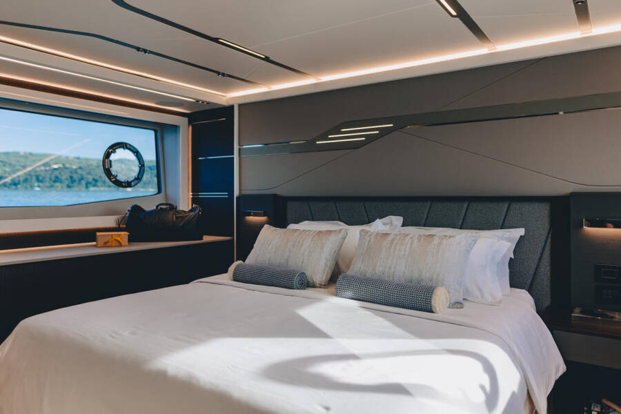 Sunseeker 65 Sport Yacht | X2