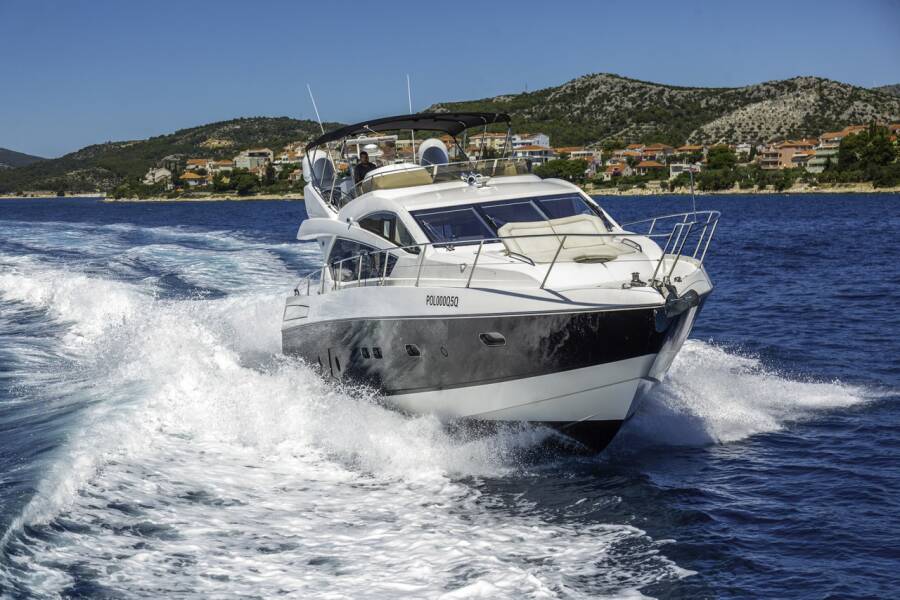 Sunseeker Manhattan 63  | 2 Drunk