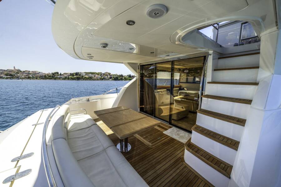Sunseeker Manhattan 63  | 2 Drunk