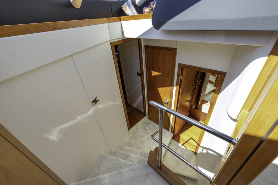 Sunseeker Manhattan 63  | 2 Drunk