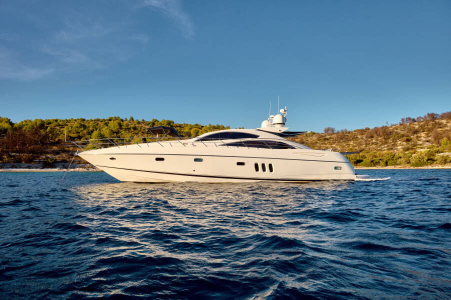 Sunseeker Predator 72  | Ghost